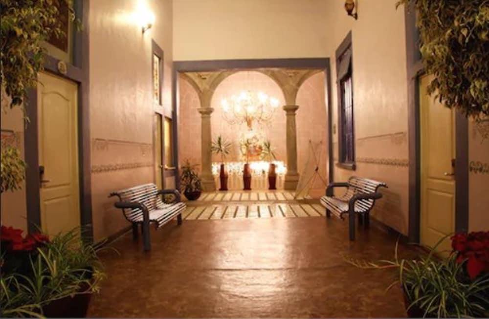 Hotel La Alhondiga Пуебла Екстериор снимка