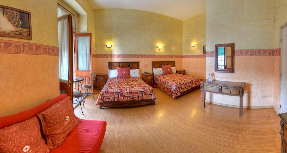 Hotel La Alhondiga Пуебла Екстериор снимка